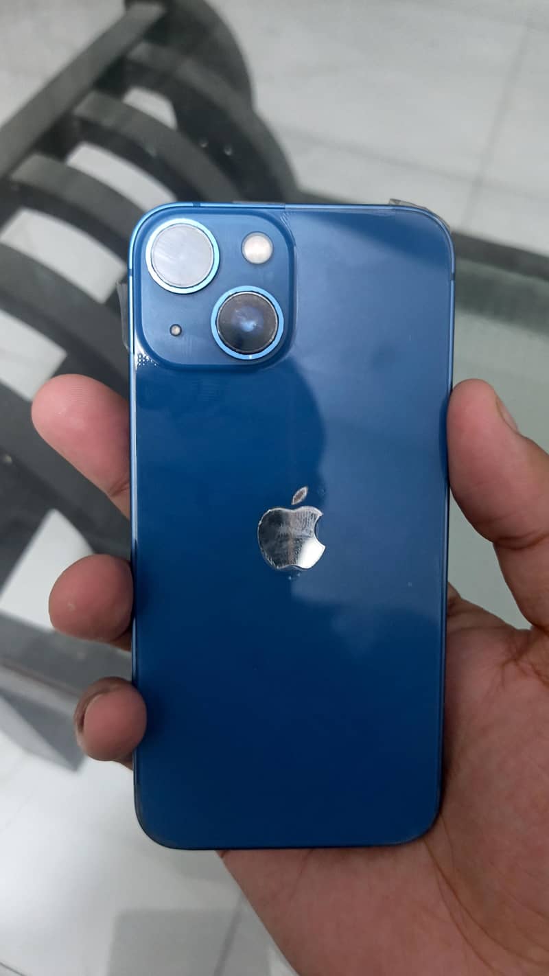 Apple iPhone 13 mini 1