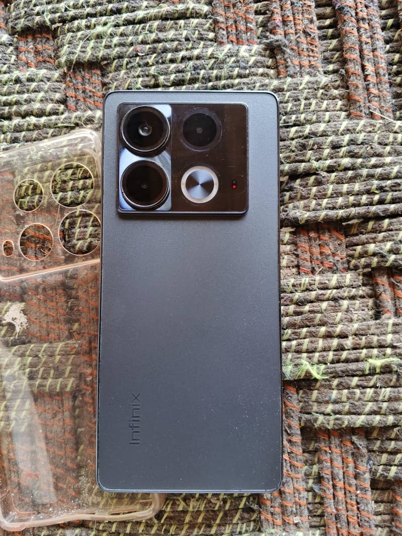 Infinix Note 40 2