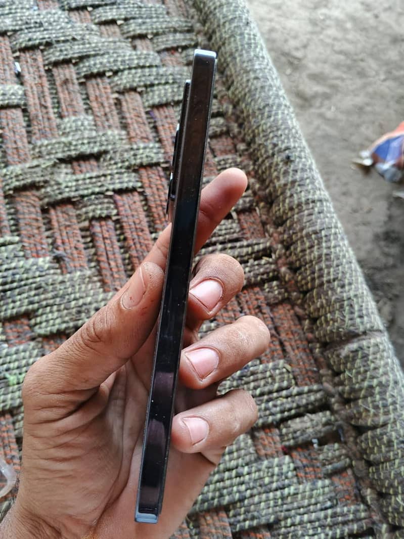 Infinix Note 40 7