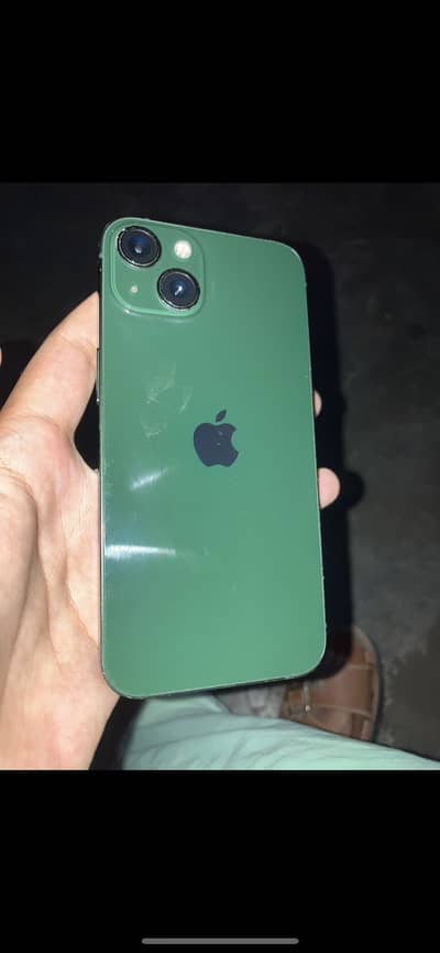 Apple iPhone 13