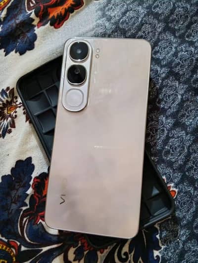 Vivo Y200