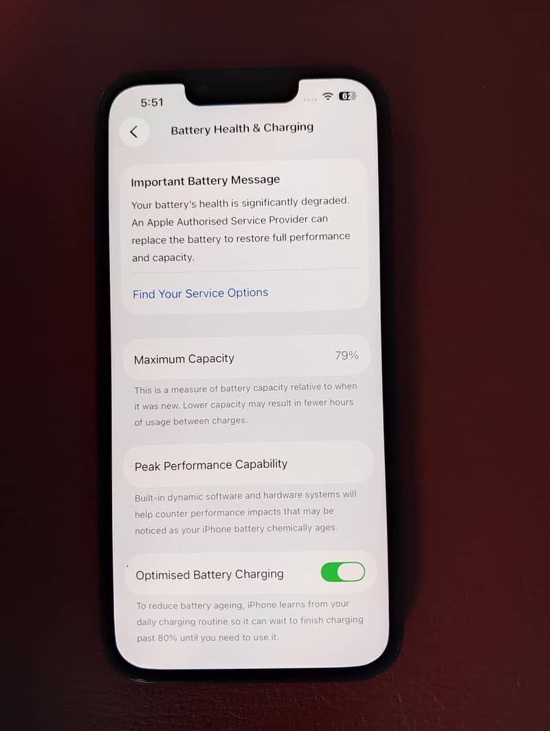 Apple iPhone 13 12