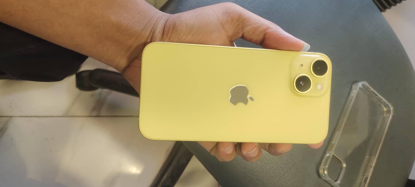 Apple iPhone 14 1