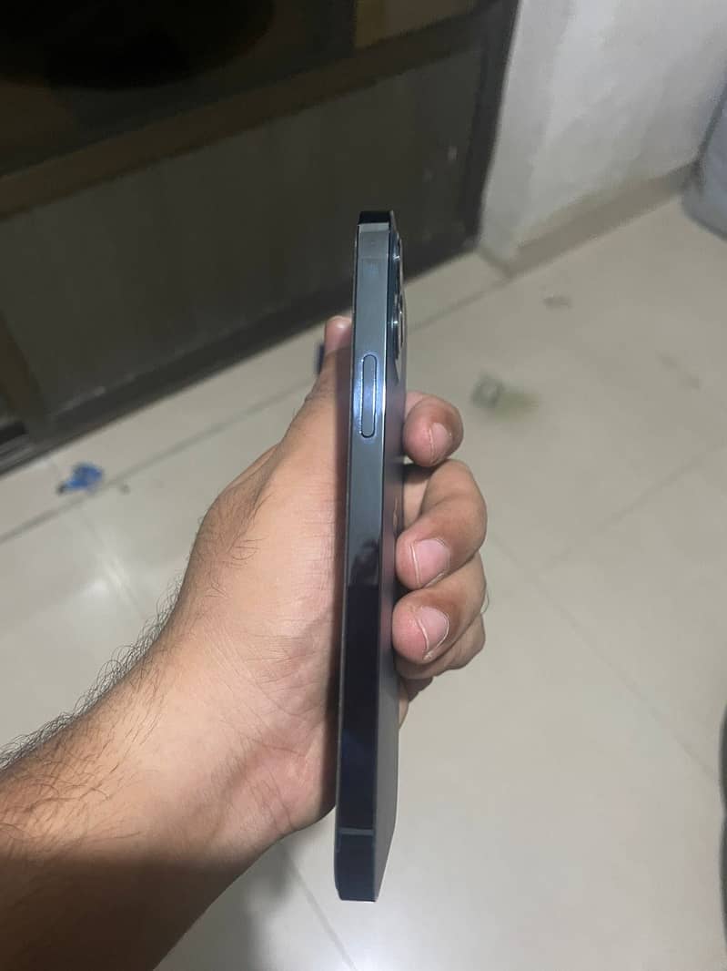 Iphone 12 pro 3