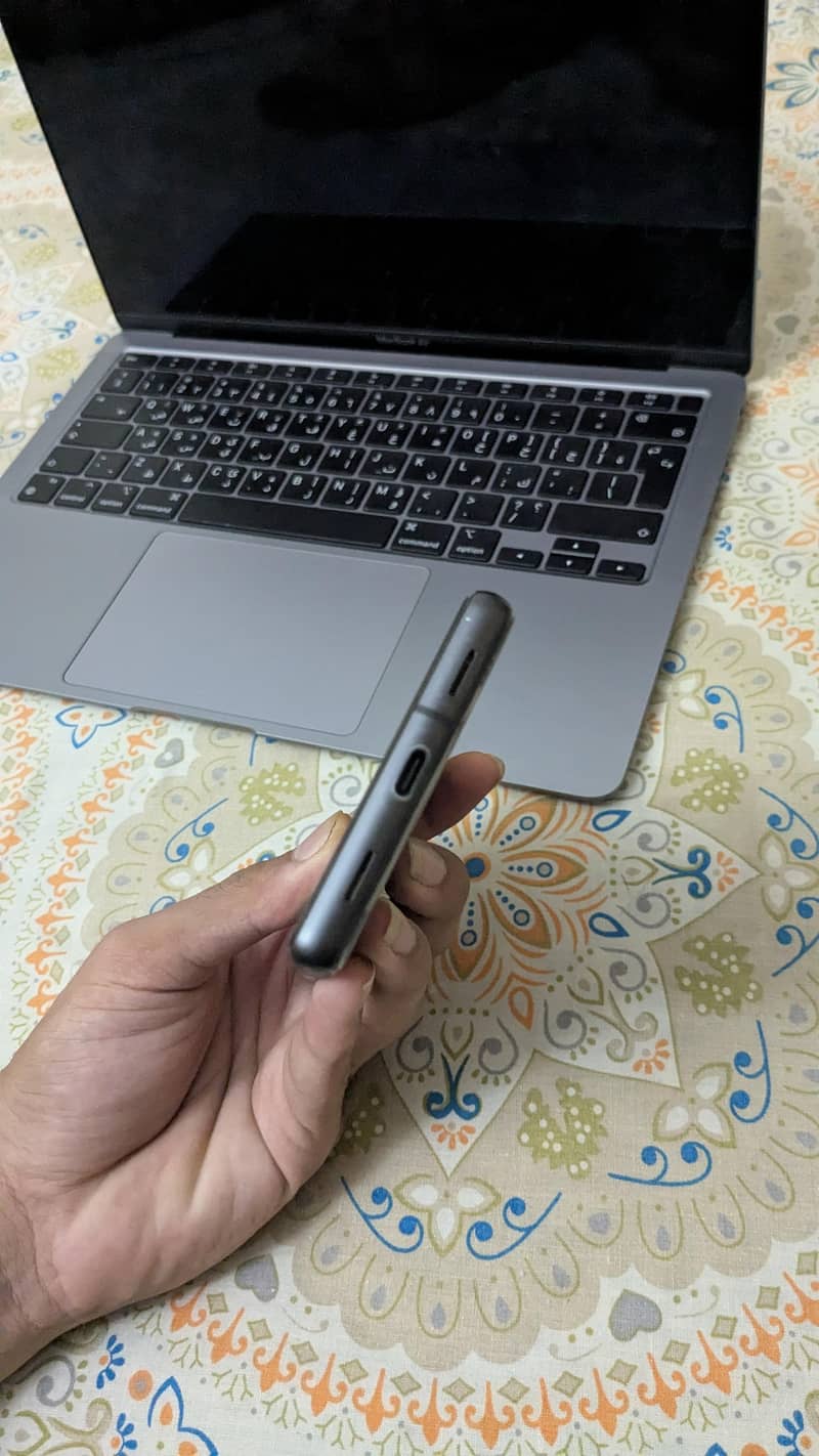 Google Pixel 7a 5
