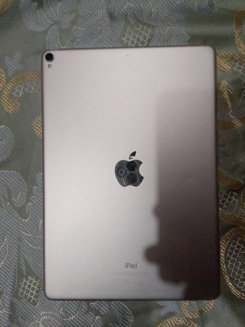 ipad pro 10.7inch 1