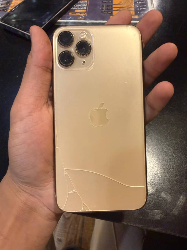 Apple iPhone 11 Pro 6