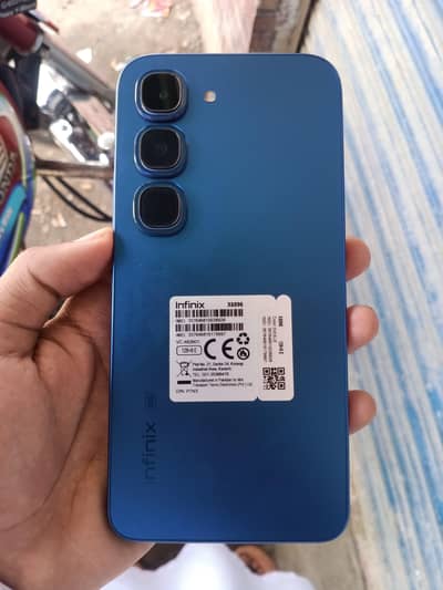 Infinix Hot 70 Pro 5G 8.128