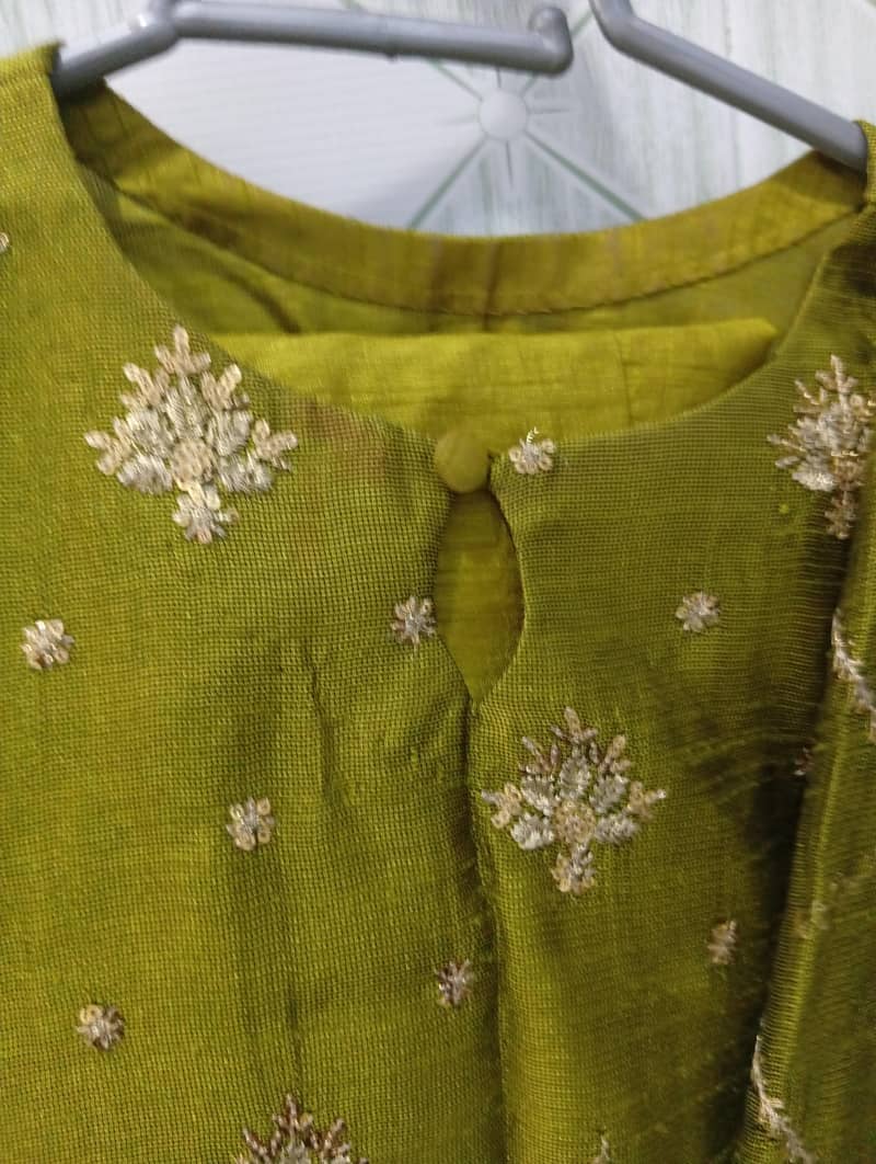 embroided suite 3