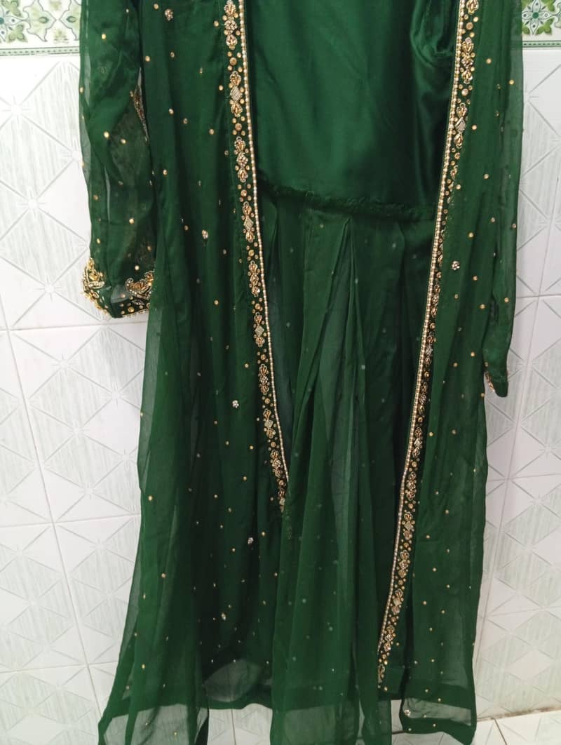 embroided suite 6