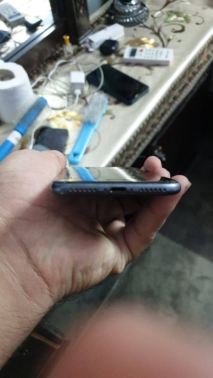 Apple iPhone 8 2