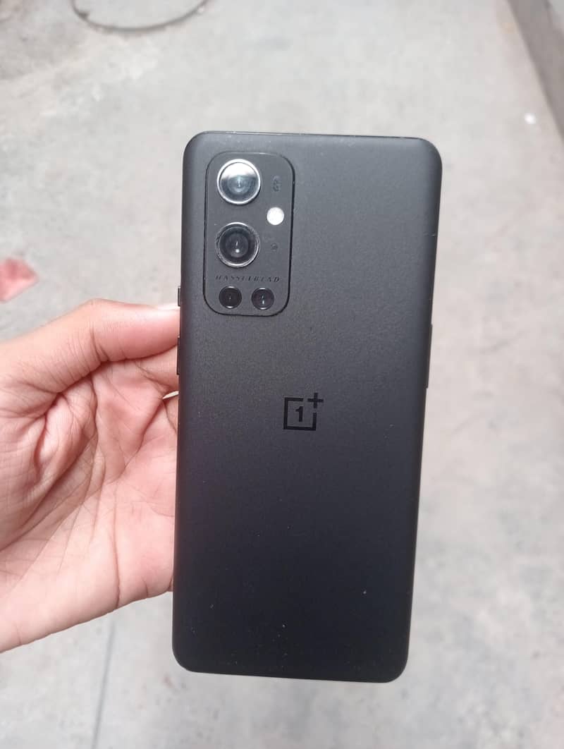 One Plus 9 Pro 1