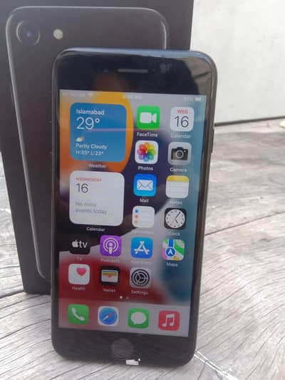 Apple iPhone 7
