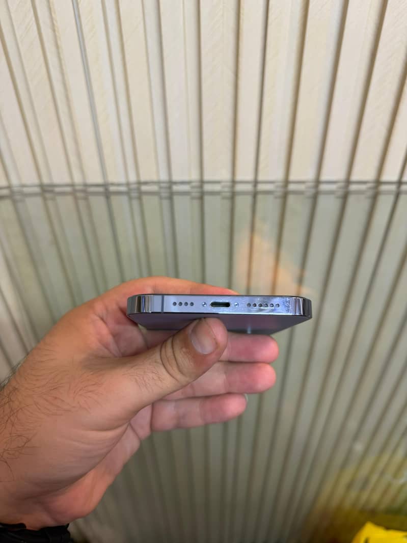 Apple iPhone 13 Pro Max 4