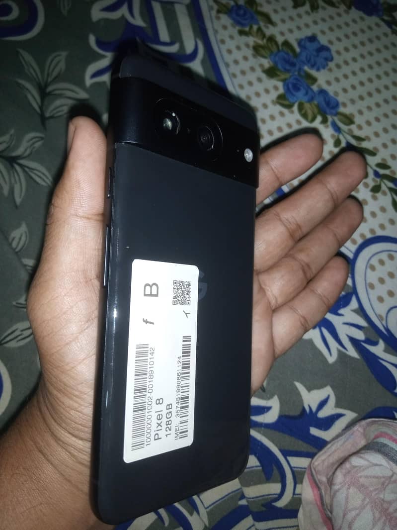 Google Pixel 8 3