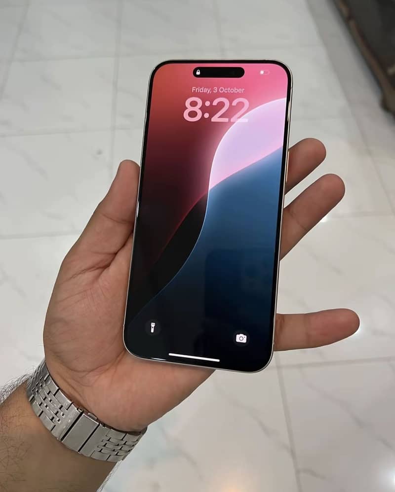 Apple iPhone 15 Pro Max 2