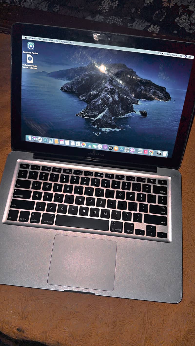 MacBook 4