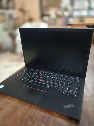 Lenovo X1 Carbon CORE I7 8th Generation Read Ad