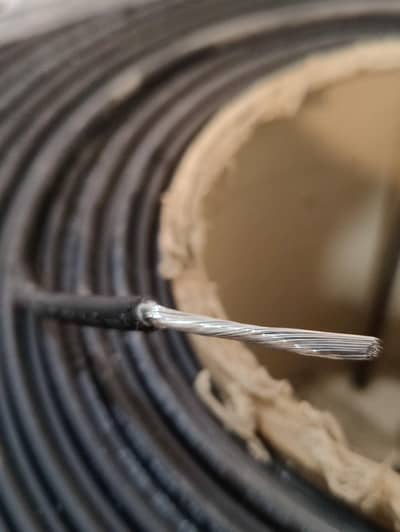 Solar Cables, Copper (Imported) Wires, Brand New Imported Solar Cables