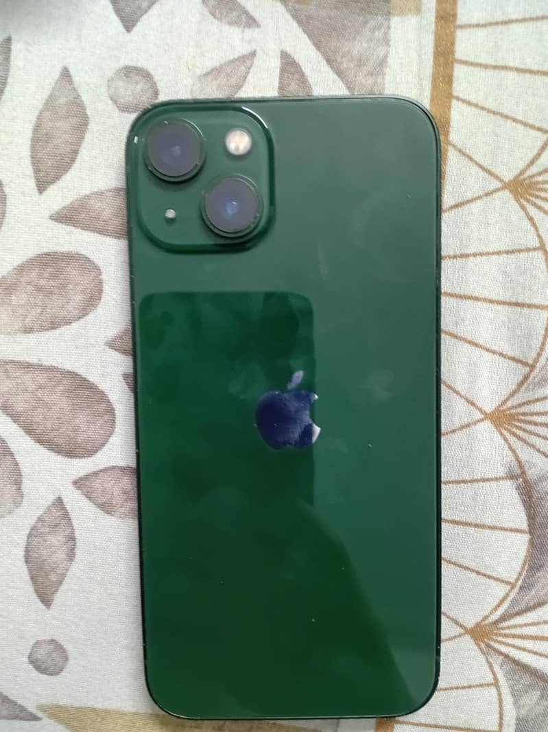 Apple iPhone 13 0