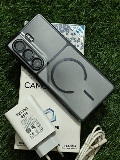 Tecno CAMON 40 Pro
