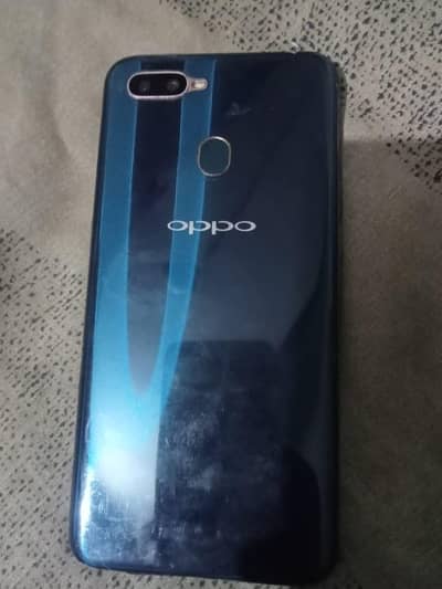 OPPO A7  3 gb ram 64 gb rom
