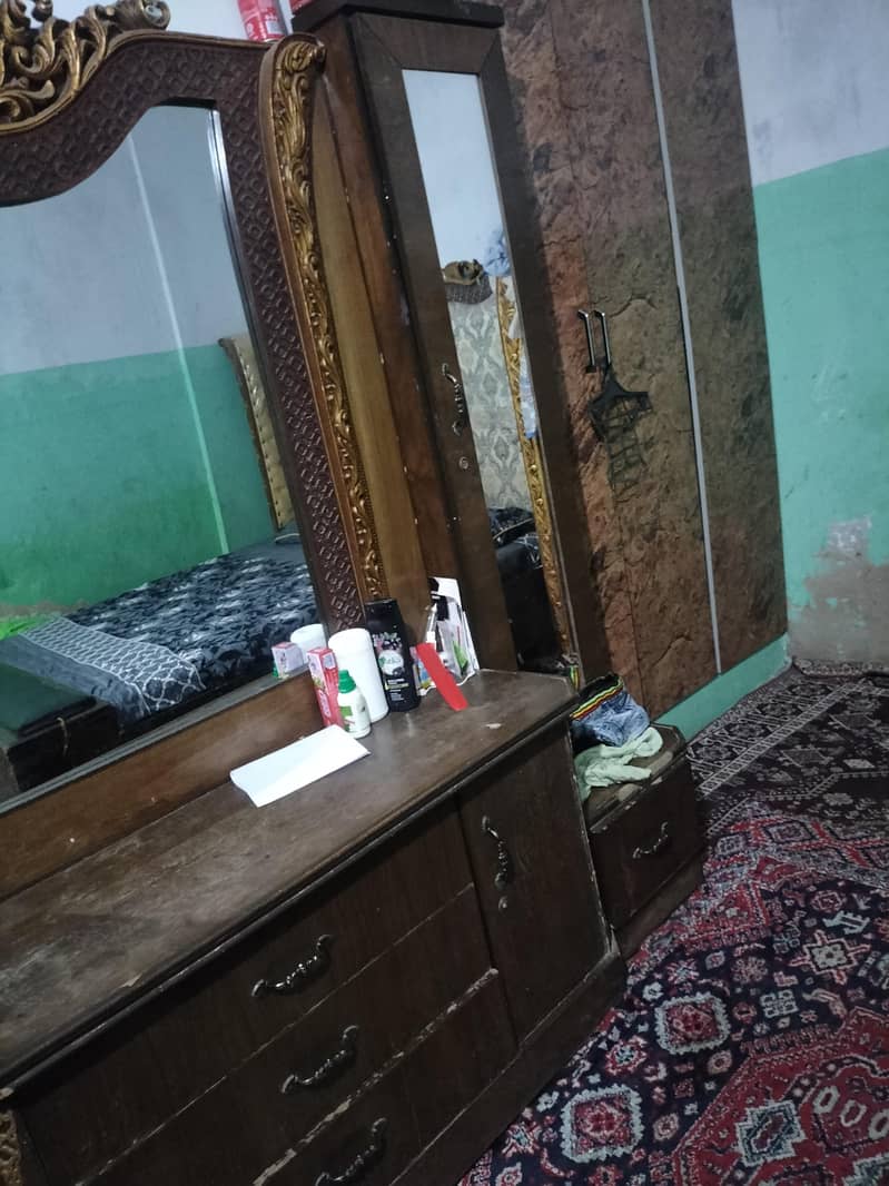 bed and dressing table 1