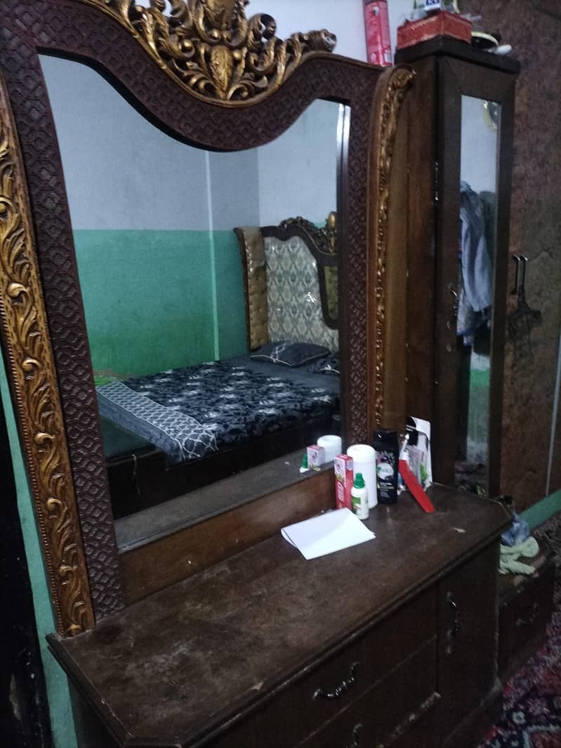 bed and dressing table 2