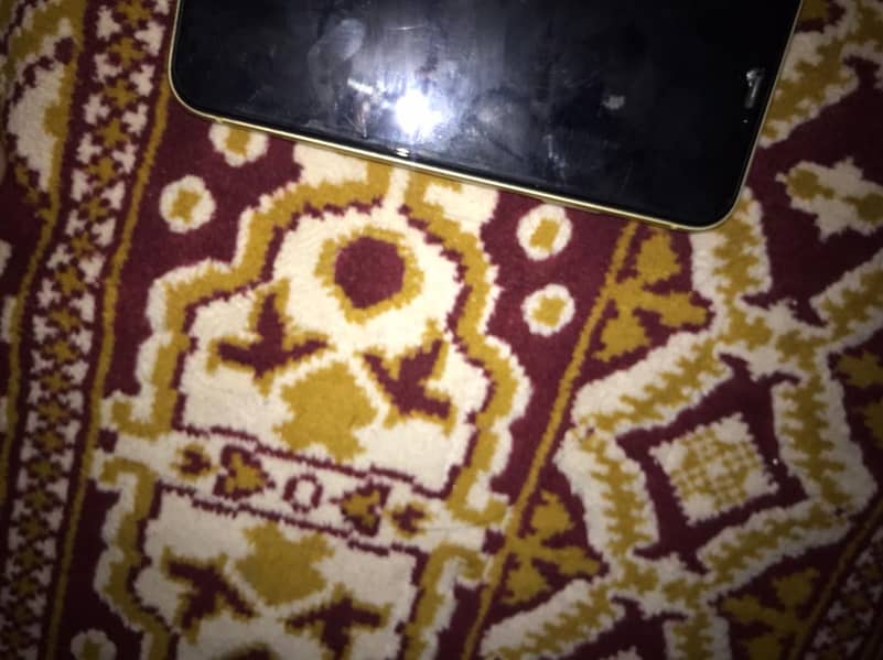 Apple iPhone 11 3
