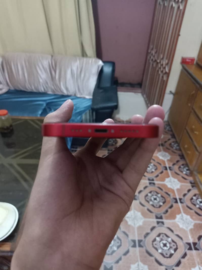 Apple iPhone 13 3