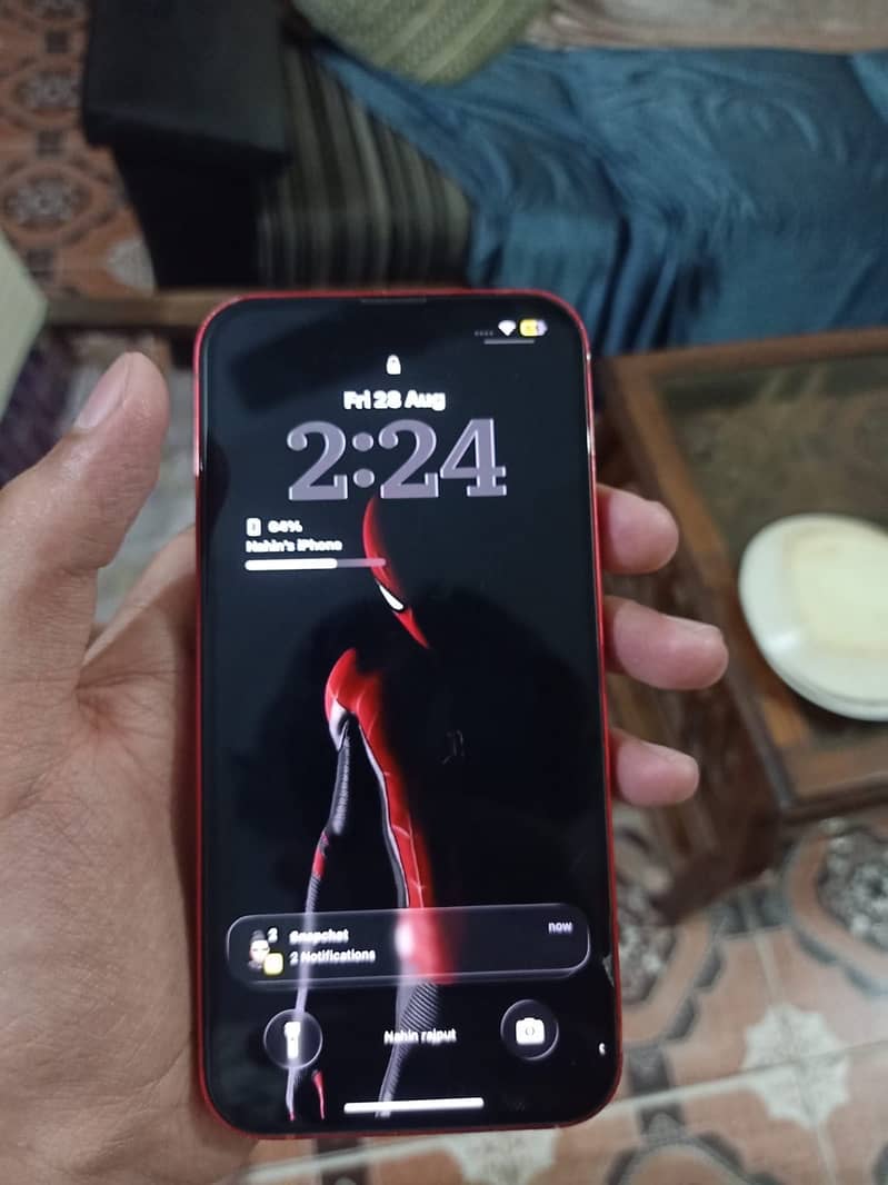 Apple iPhone 13 4