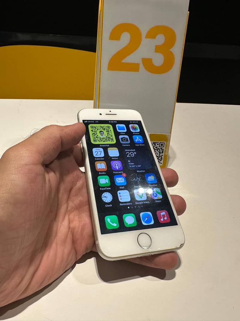 Apple iPhone 8 10