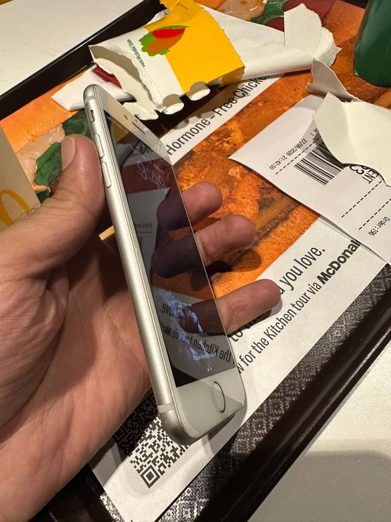 Apple iPhone 8 12