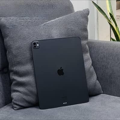 Apple iPad Pro 13 inches M5