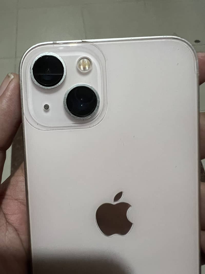 Apple iPhone 13 1