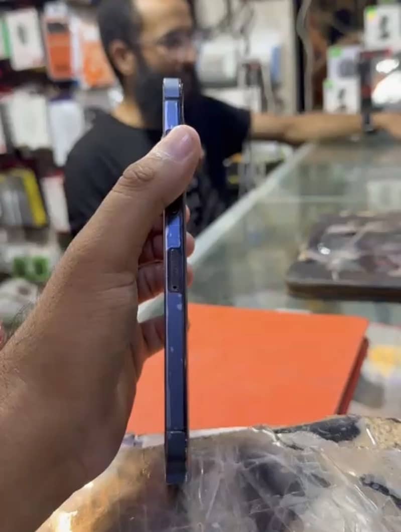 Apple iPhone 12 Pro Max 1