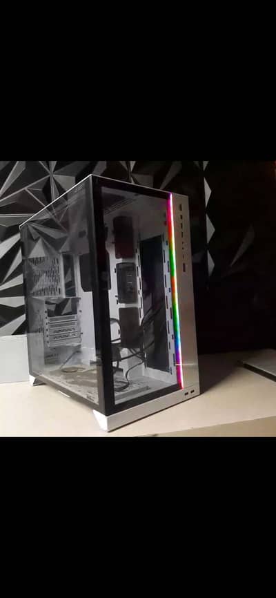 Lian li 011 dynamic EVO XL Rog certified
