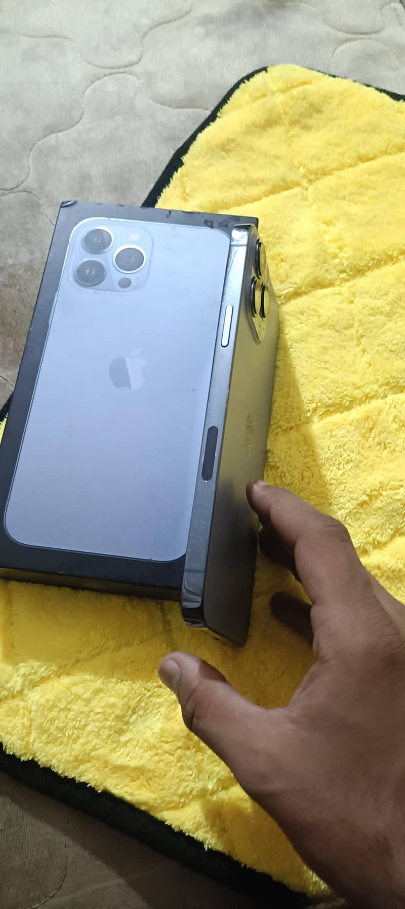 iphone 13 pro mx 4