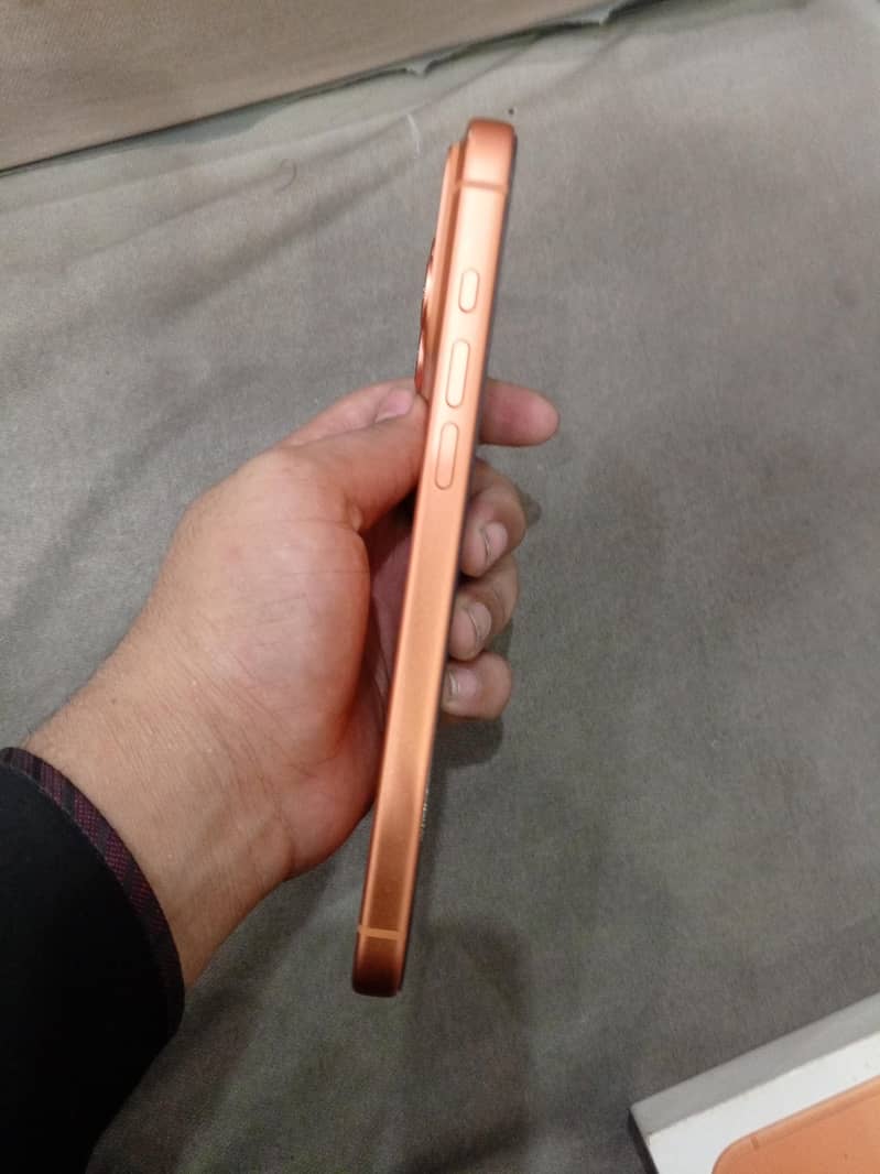 Apple iPhone 17 Pro Max 1