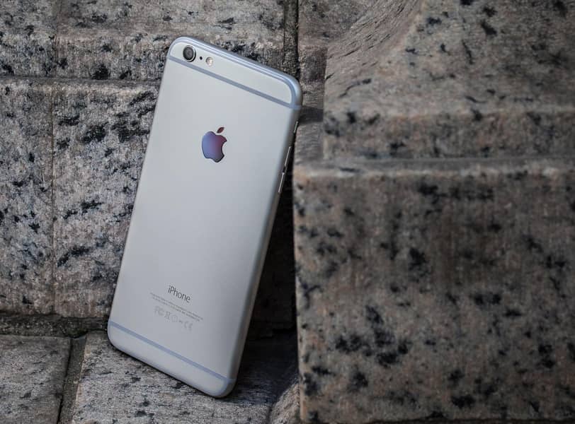 Apple iPhone 6 Plus 2
