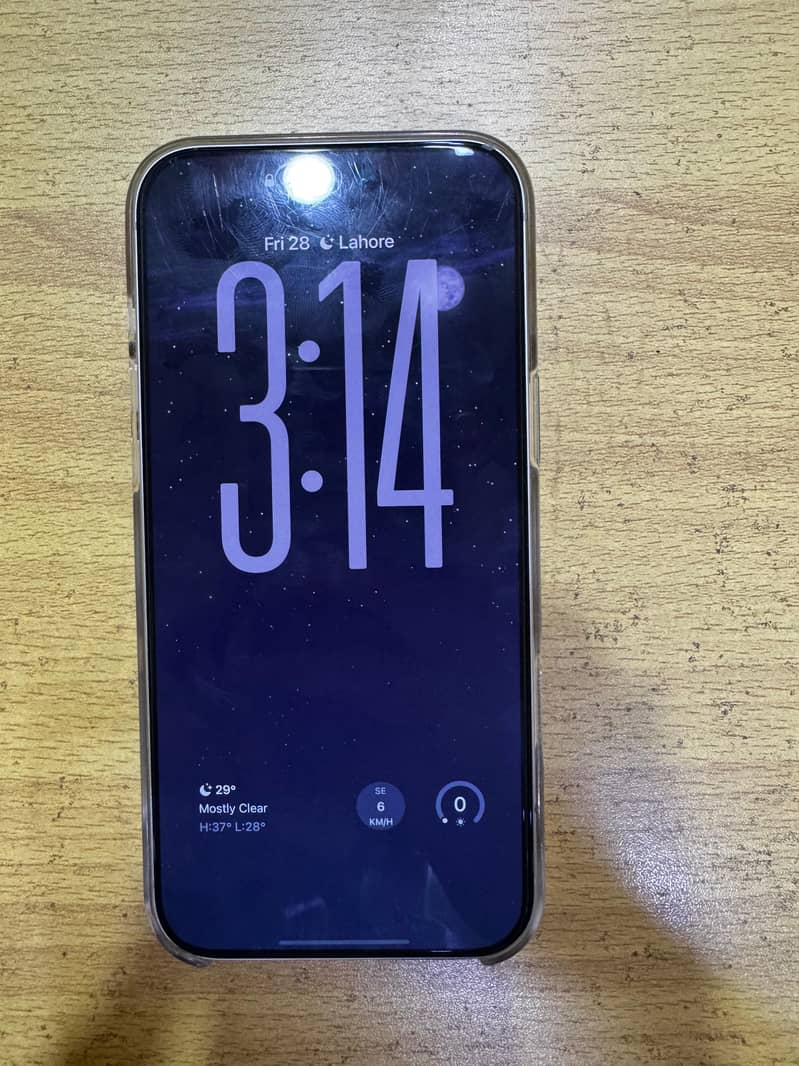 Apple iPhone 17 Pro Max 4