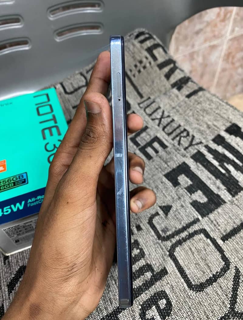 Infinix note 30 3