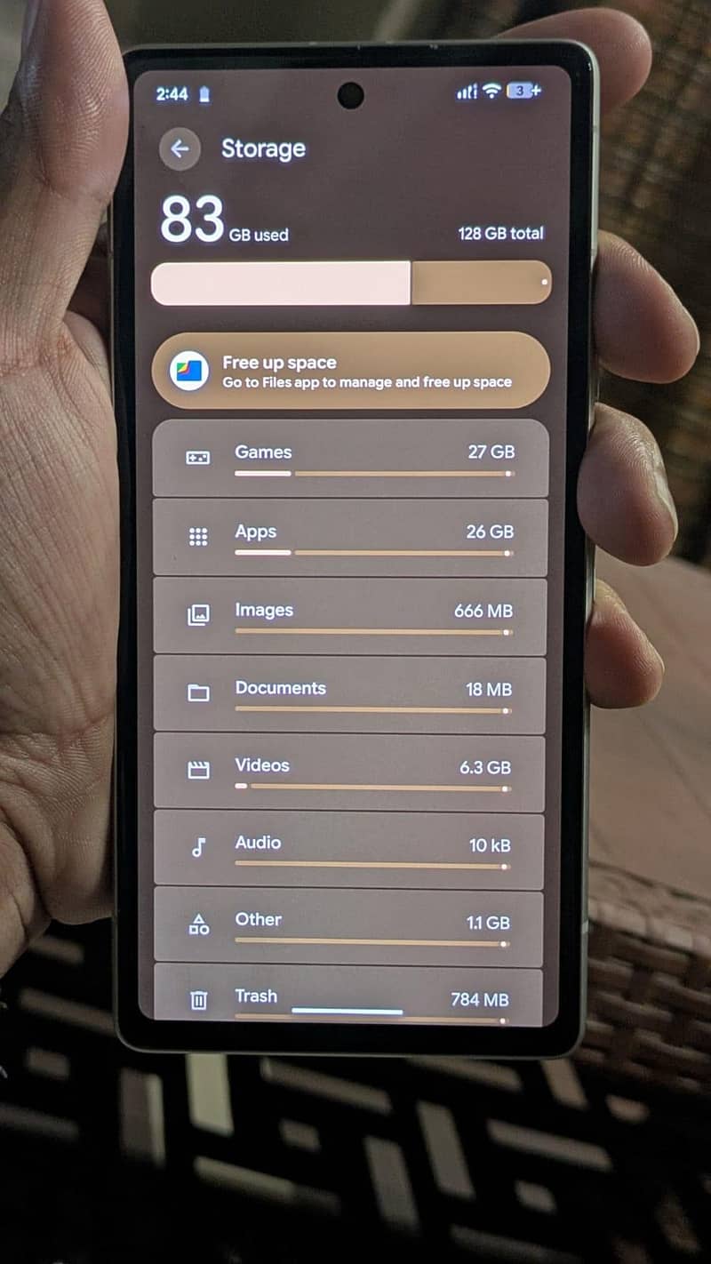 Google Pixel 7a 2