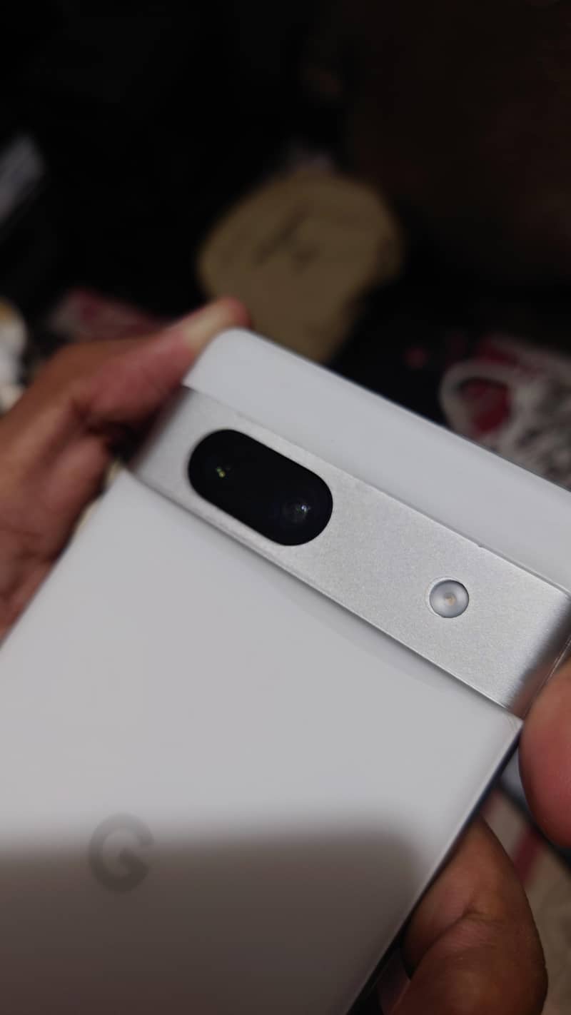 Google Pixel 7a 4