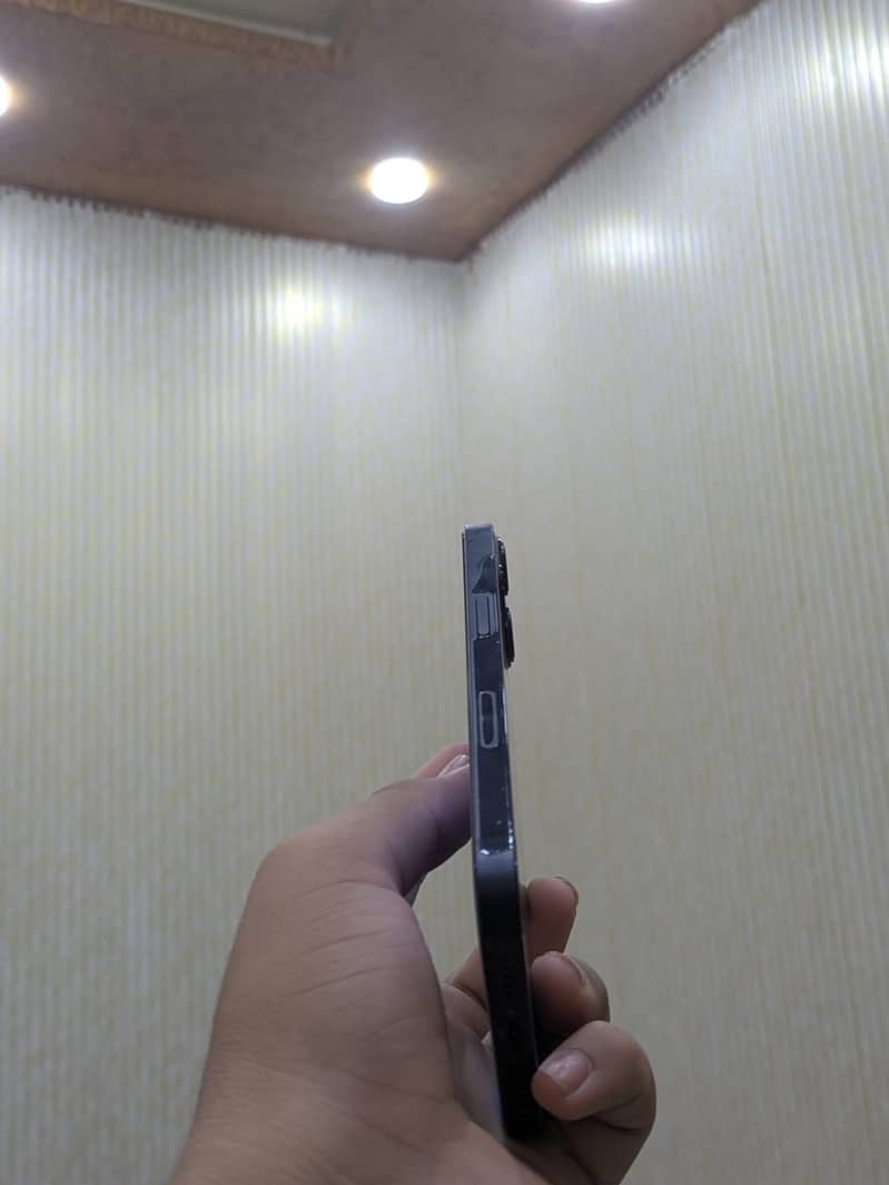 Iphone 13 simple 6