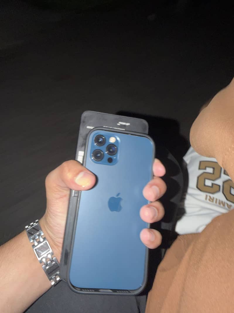 Apple iPhone 12 Pro 1