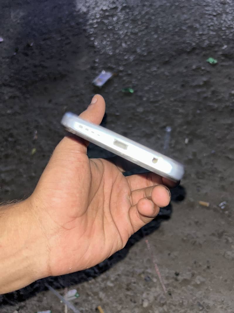Infinix Note 12 4