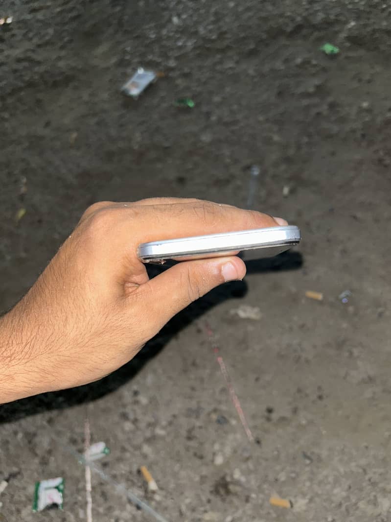 Infinix Note 12 5