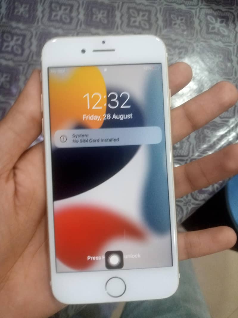 Apple iPhone 7 5