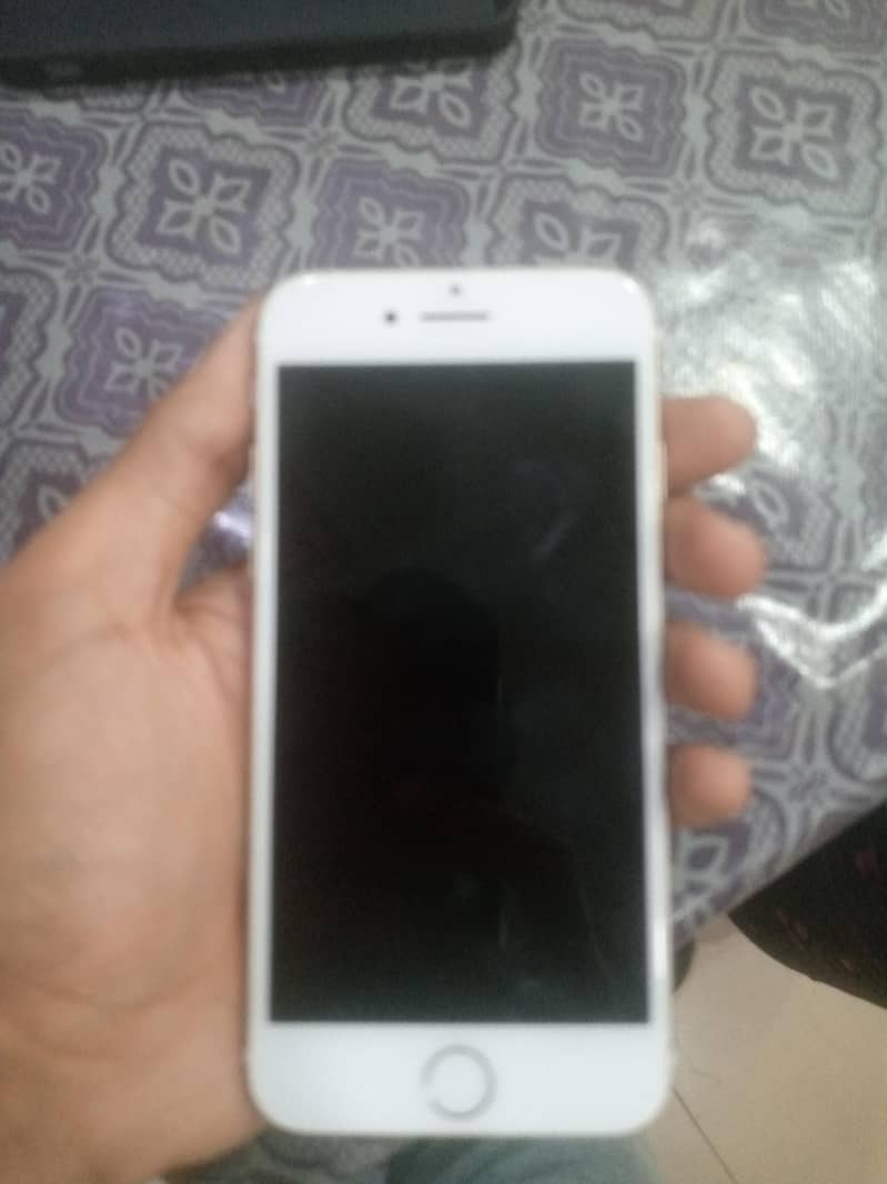 Apple iPhone 7 6